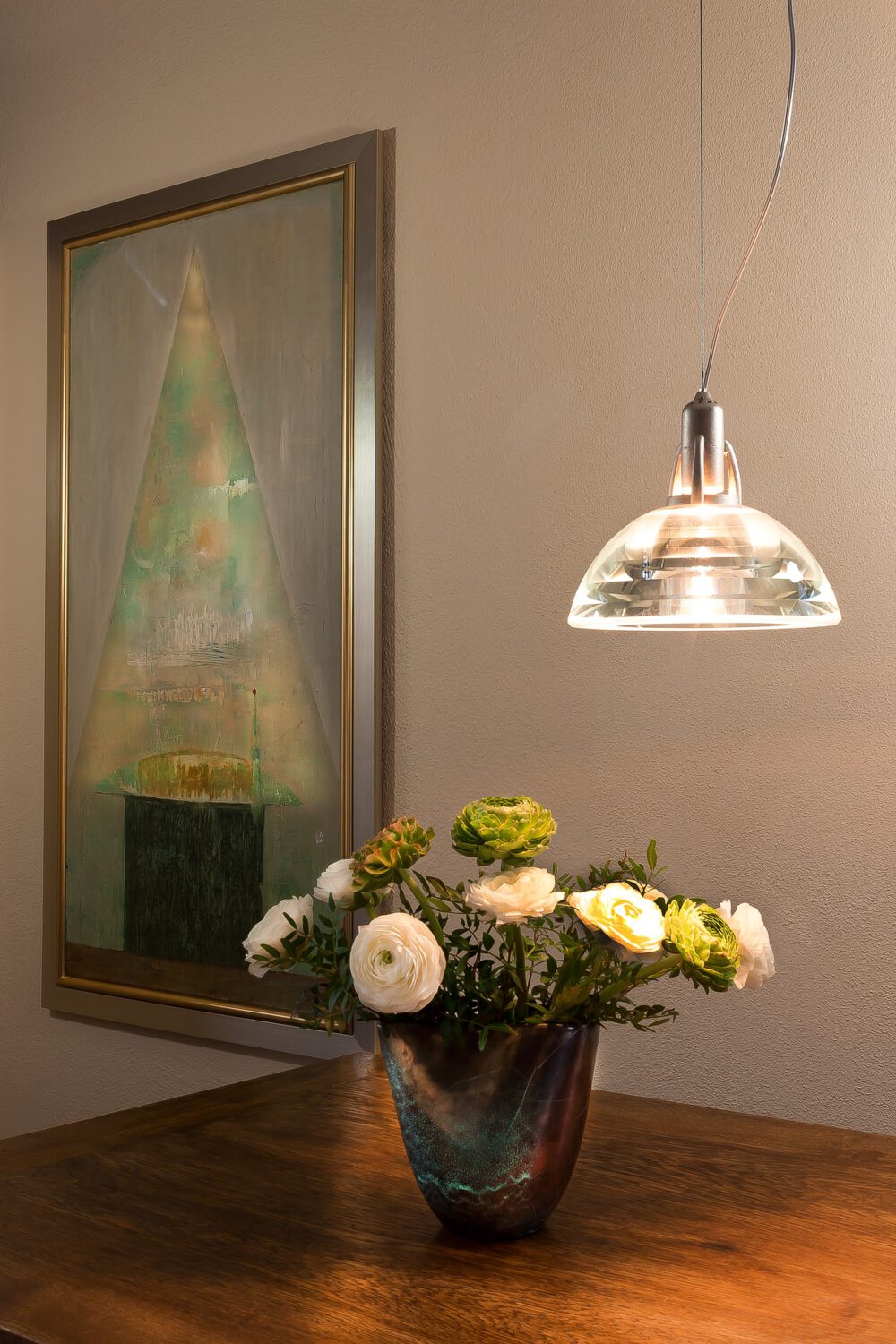 Żyrandol ozdobi wnętrze. Gdzie kupować najpiękniejsze lampy wiszące