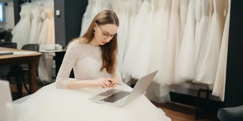 Suknie ślubne na co zwrócić uwagę?